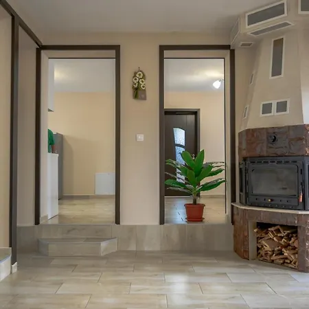 къща за гости „жоро и дани “ Villa Sapareva Banya